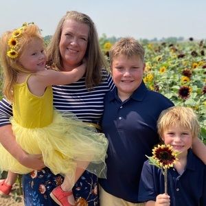 Meet your Posher, Kara